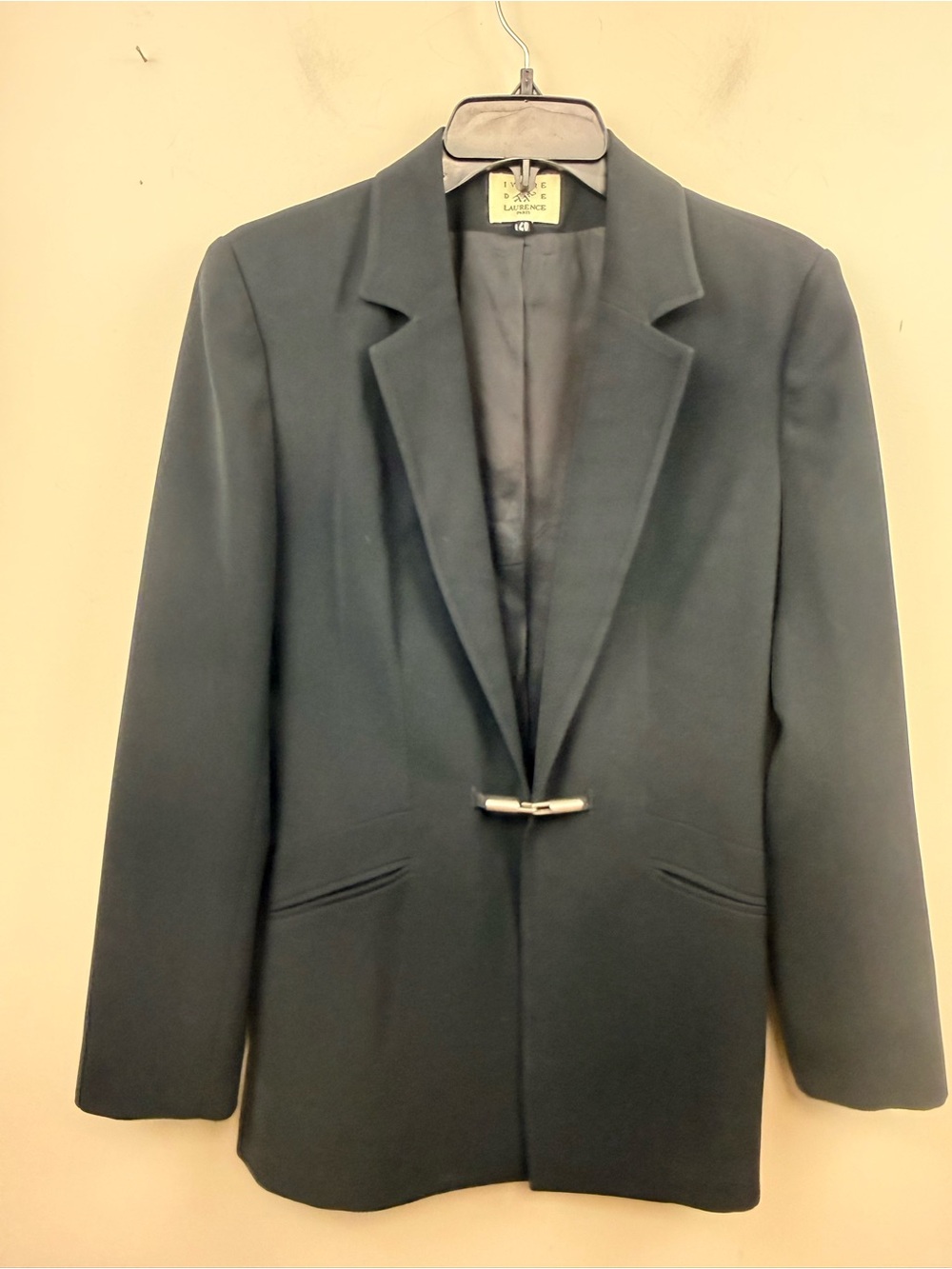 IVOIRE DE LAURENCE PARIS black one button blazer 40 vintage